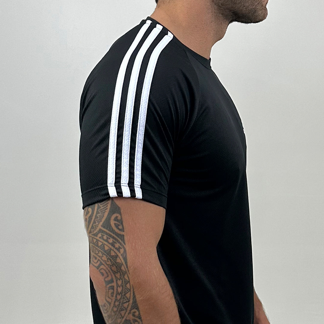 Camiseta Dry Fit Adidas III Listras Ombro