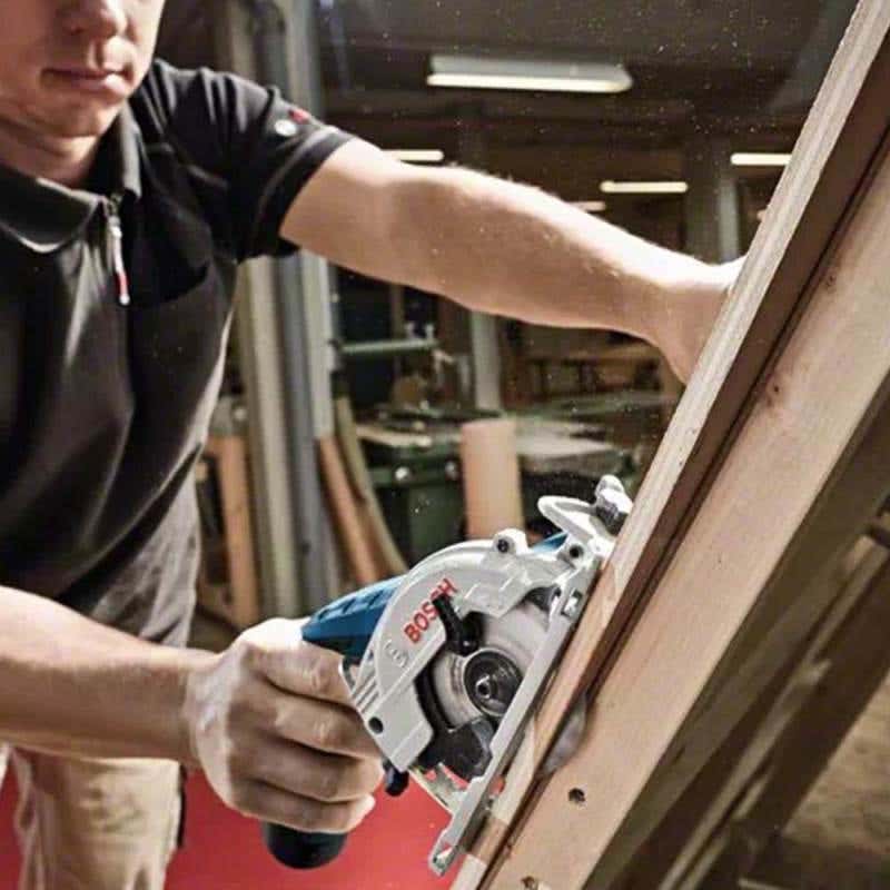 Serra Circular 3.1/2 POL 12V GKS 12V-26 s/ Bateria e Carregador BOSCH