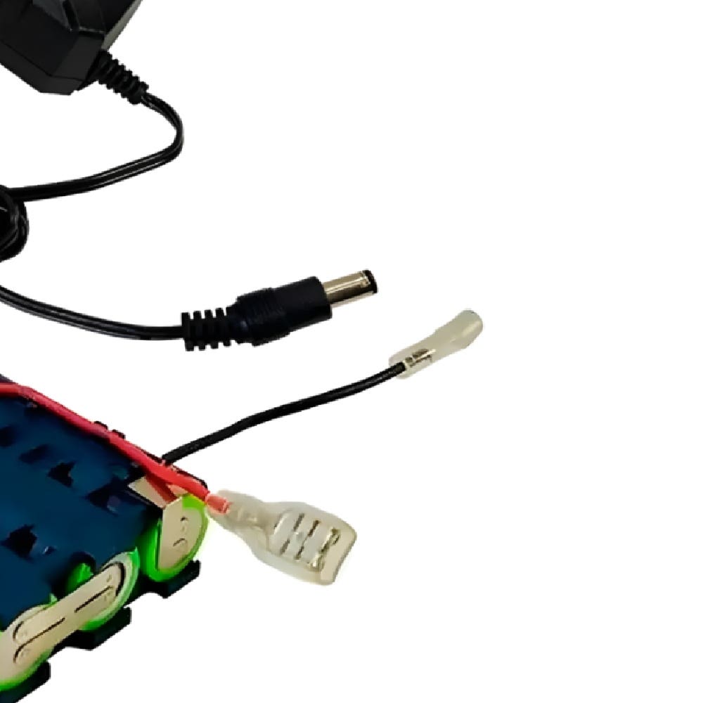 Bateria 12V 1,5AH GSR 1000 SMART + Carregador de Bateria 15V BOSCH